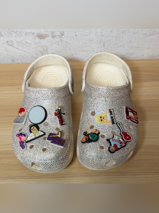 CROCS Other - Kids Crocs Classic Glitter II clogs TAYLOR SWIFT Edition